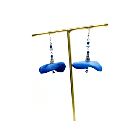 Cercei Handmade din Piele Naturala Albastra Ballerina – Cercei