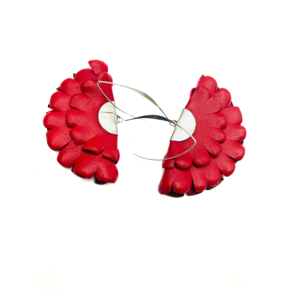 Cercei Handmade din Piele Naturala Rosie Boema – Cercei