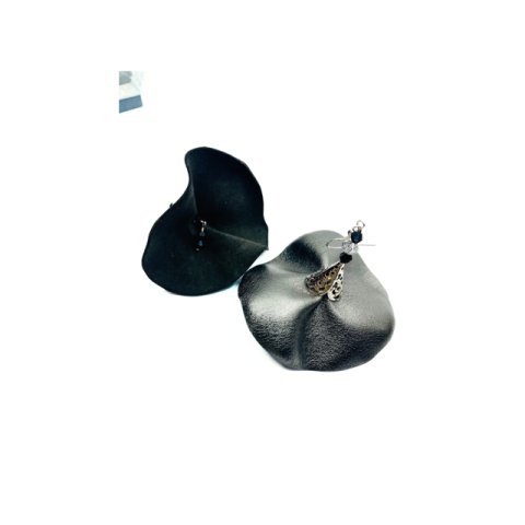 Cercei Handmade din Piele Naturala Gri Dancing Doll – Cercei