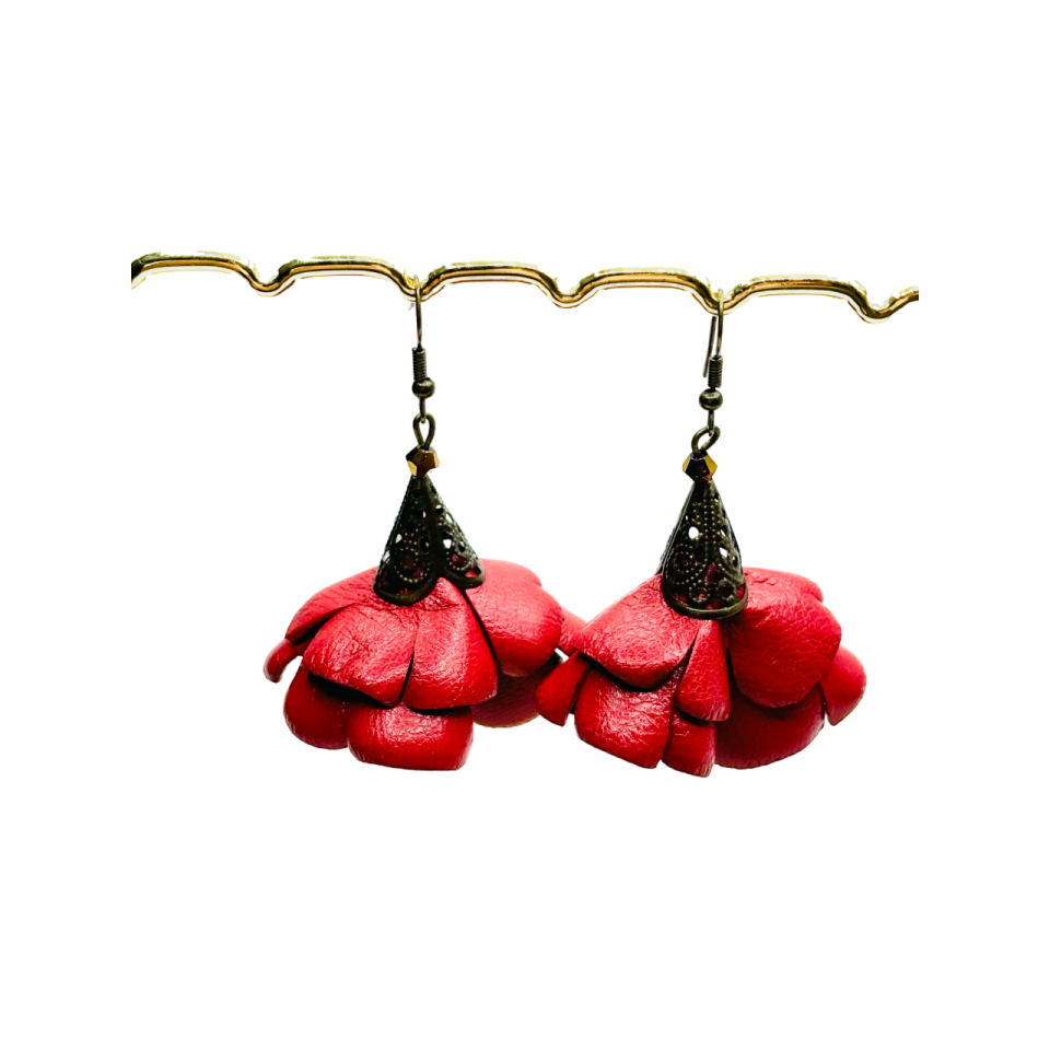 Cercei Handmade din Piele Naturala Rosie Emy – Cercei