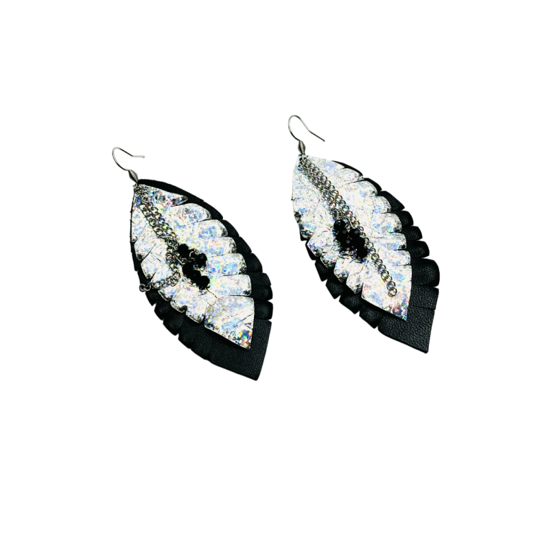 Cercei Handmade din Piele Naturala Frunza 02 – Cercei