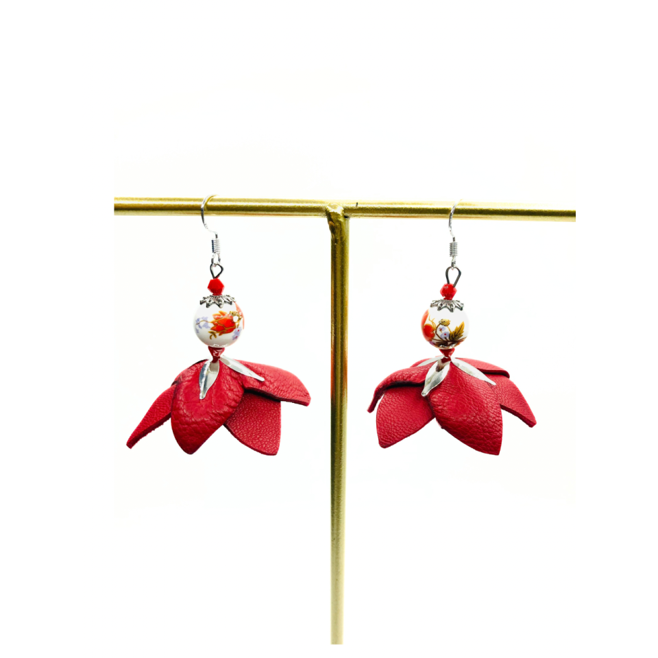 Cercei Handmade din Piele Naturala Rosie Tinkerbell – Cercei