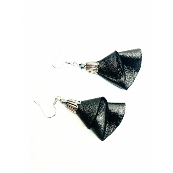 Cercei Handmade din Piele Naturala Gri Twisty