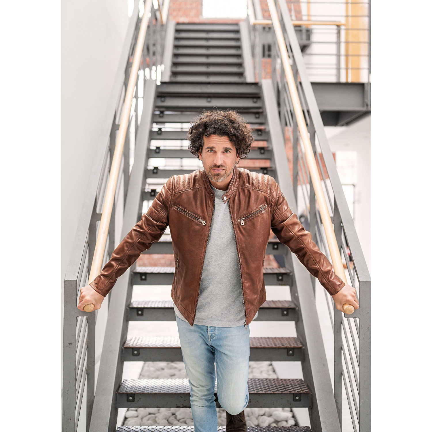 Mauritius GBDerry – Geacă de piele bărbați coniac Regular Fit Geacă de piele bărbați Mauritius GBDerry coniac din piele naturală model biker Regular Fit