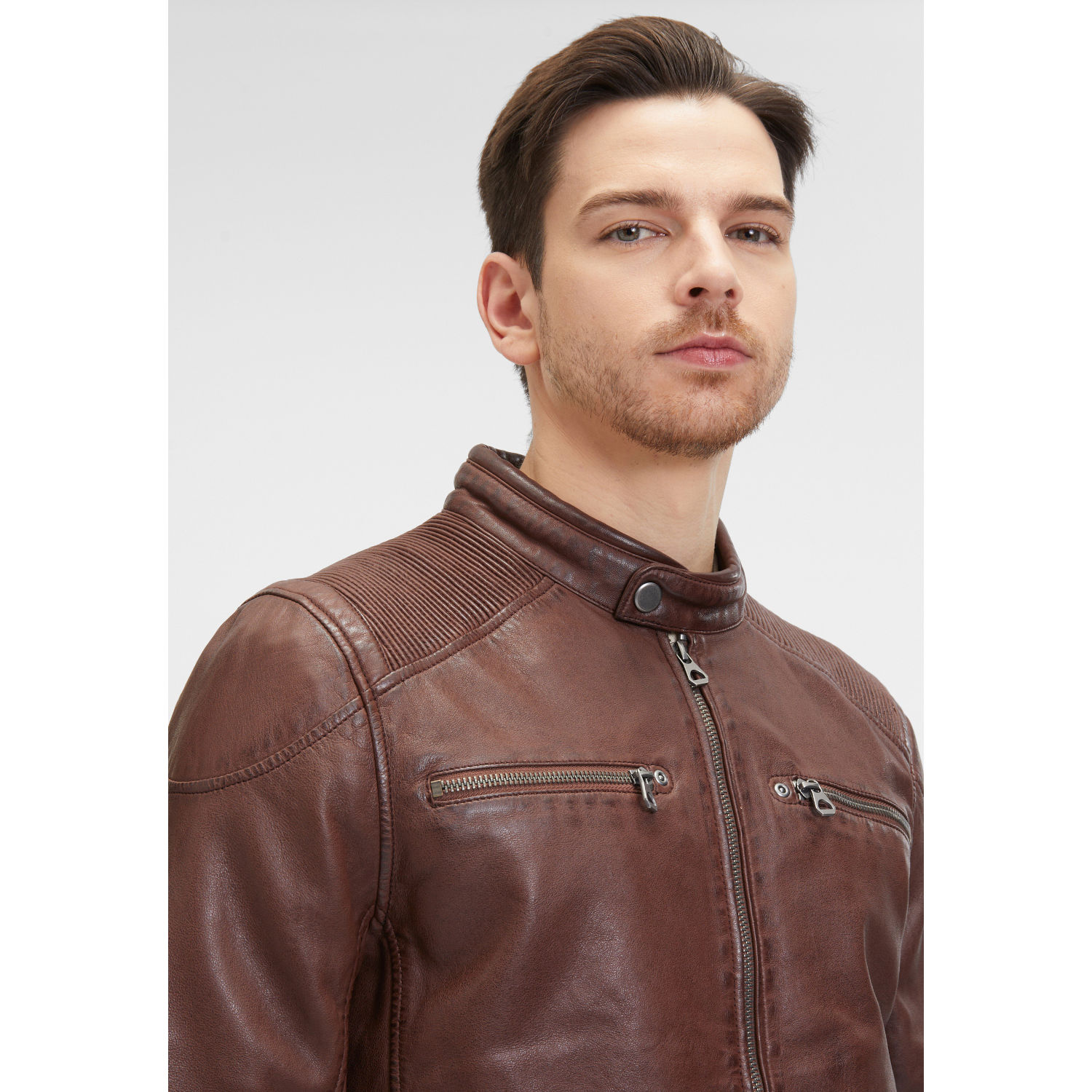 Geaca de Piele Barbati Mauritius Castanie GMDerran – Black Friday Geaca de Piele Barbati Mauritius Castanie GMDerran – Black Friday