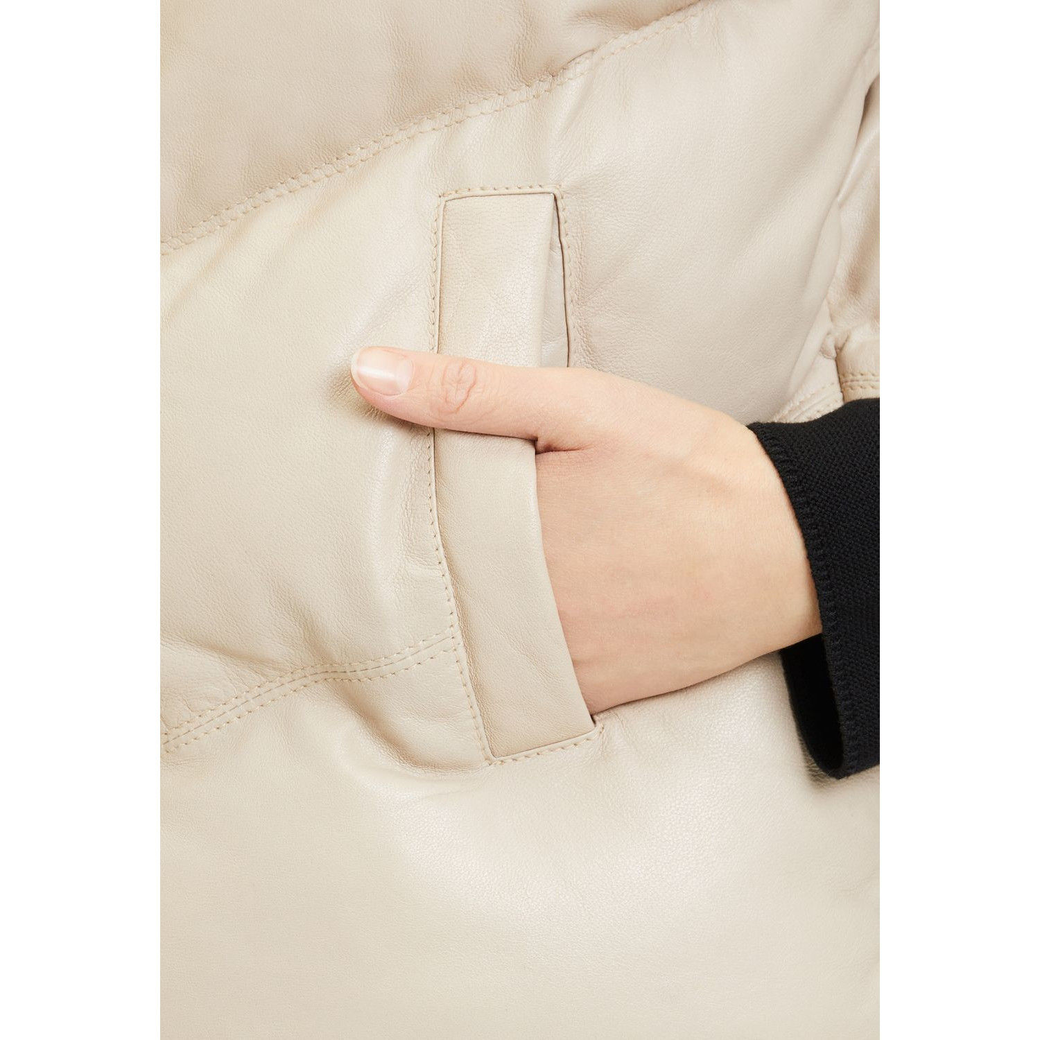 Vesta de Piele Dama Mauritius Bej GWNamica – Veste de Piele Vesta de Piele Dama Mauritius Bej GWNamica – Veste de Piele