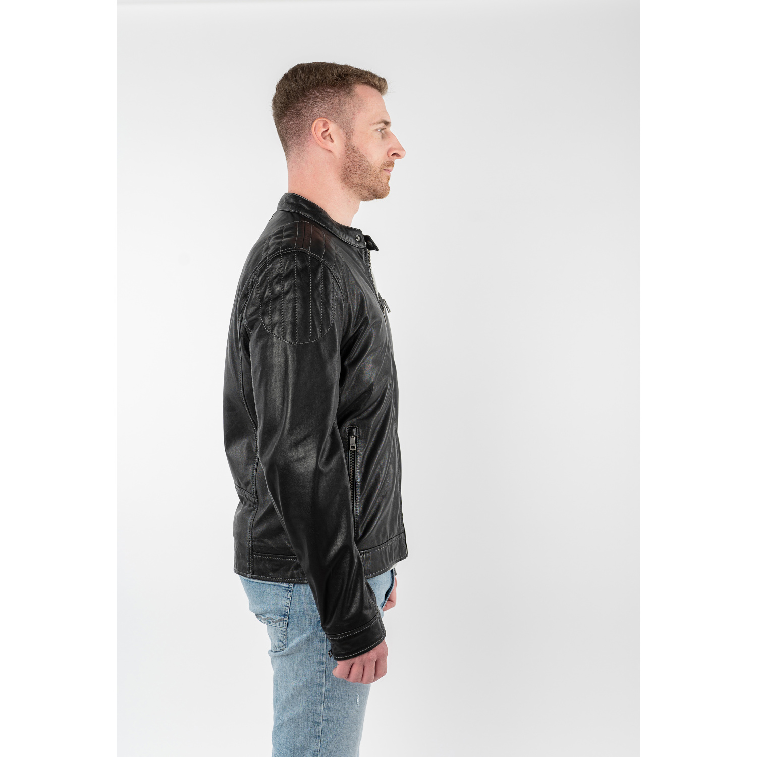 Geacă de piele biker bărbați Mauritius MMOrvay neagră cu umeri matlasați și fermoare metalice