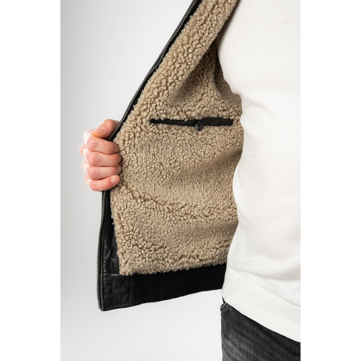 Geaca de Piele Barbati Mauritius Neagra MMStarpilot – STOC