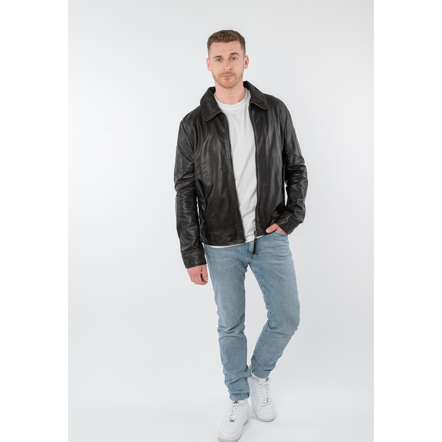 Geacă de piele bărbați Mauritius Vylli maro închis cu guler tip cămașă