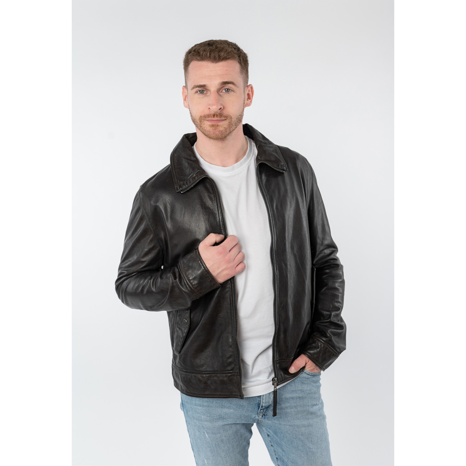 Geacă de piele bărbați Mauritius Vylli maro închis cu guler tip cămașă