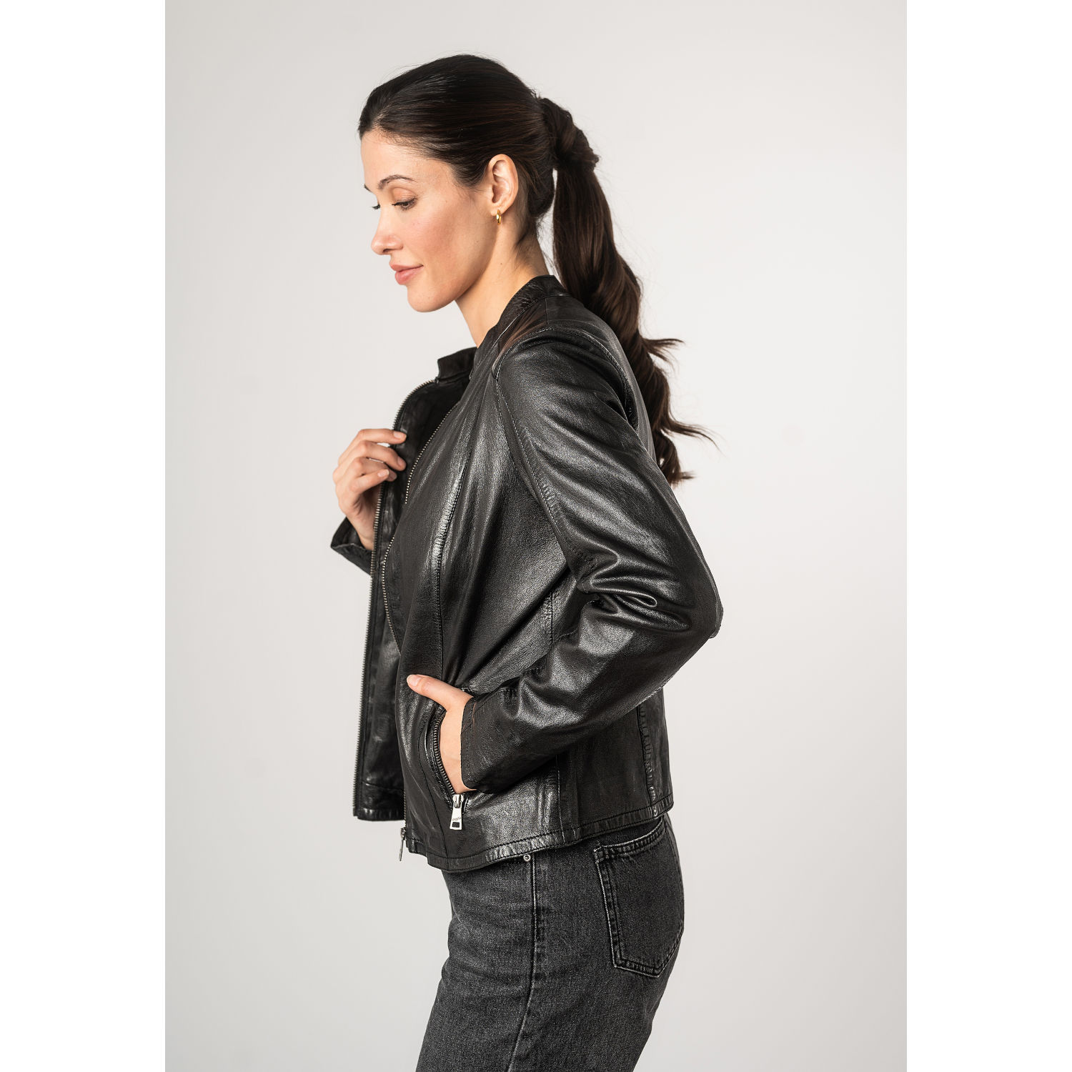 Geaca de Piele Dama Mauritius Neagra MWAndriana – Black Friday