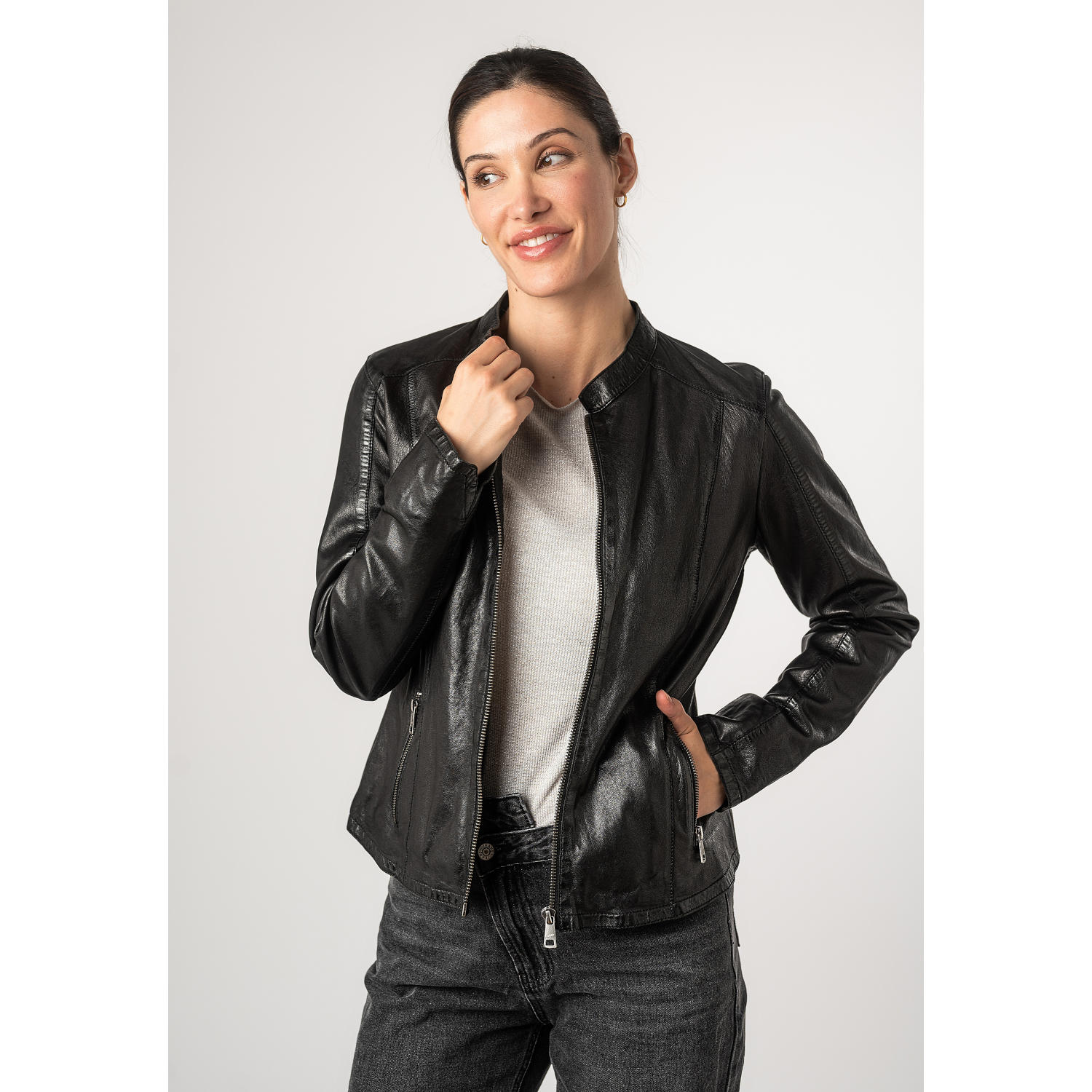 Geaca de Piele Dama Mauritius Neagra MWAndriana – Black Friday