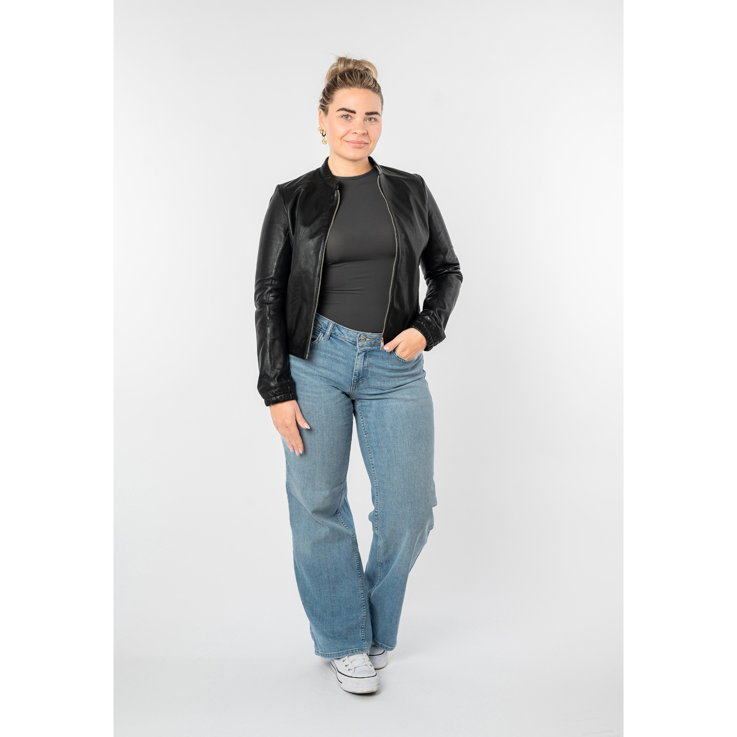 Geaca de Piele Dama Mauritius Neagra MWAshli – Geci de Piele Geaca de Piele Dama Mauritius Neagra MWAshli – Geci de Piele