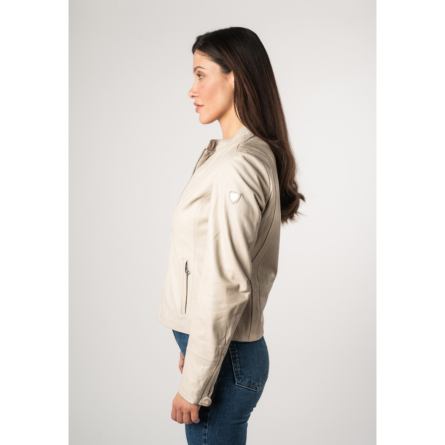 Geaca Piele Mauritius MWCelly - Design Modern Ivory geaca piele naturala dama mauritius mwcelly alb ivoriu guler stand-up