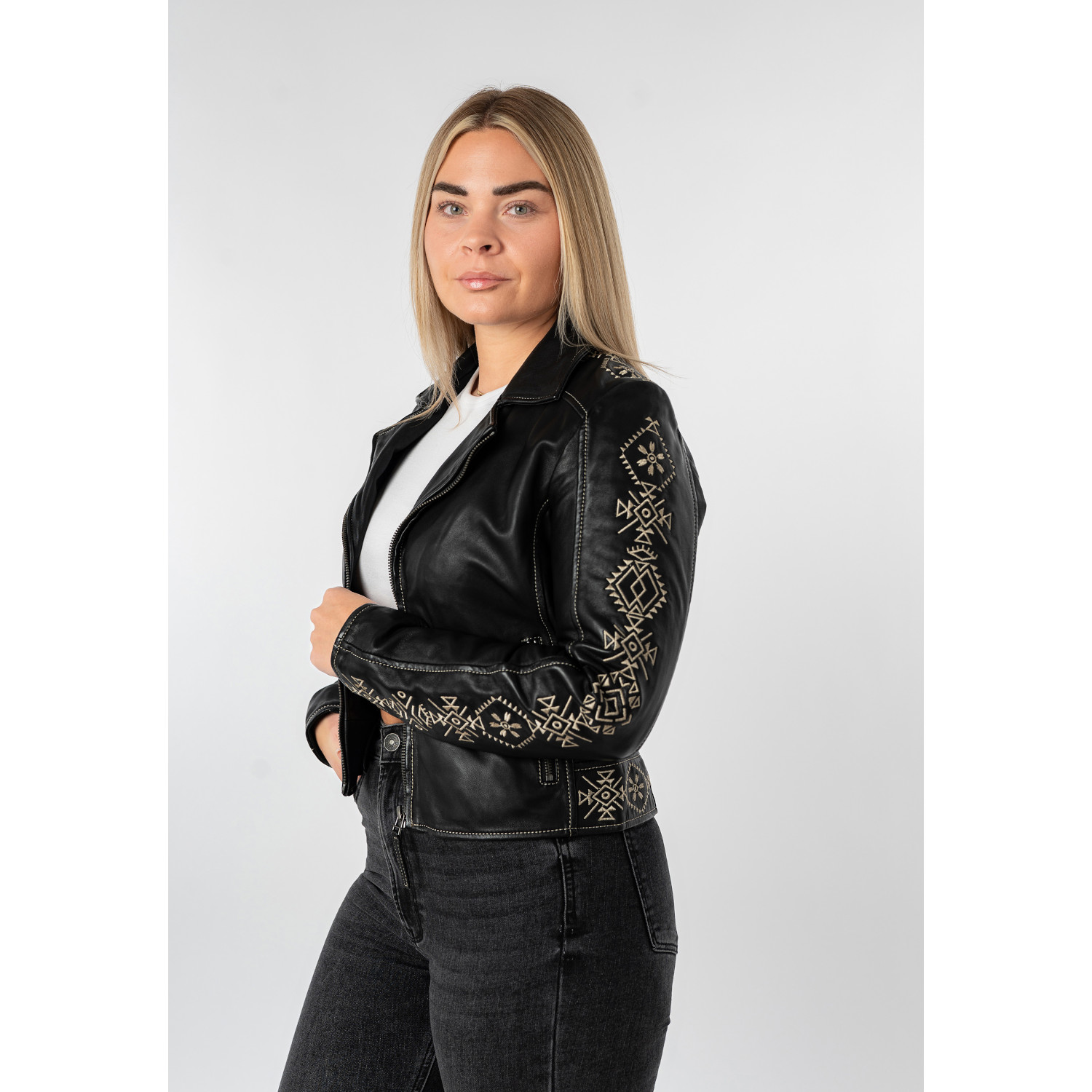 Geacă de piele damă Mauritius MWCoraschon negru bej cu detalii geometrice și stil biker modern