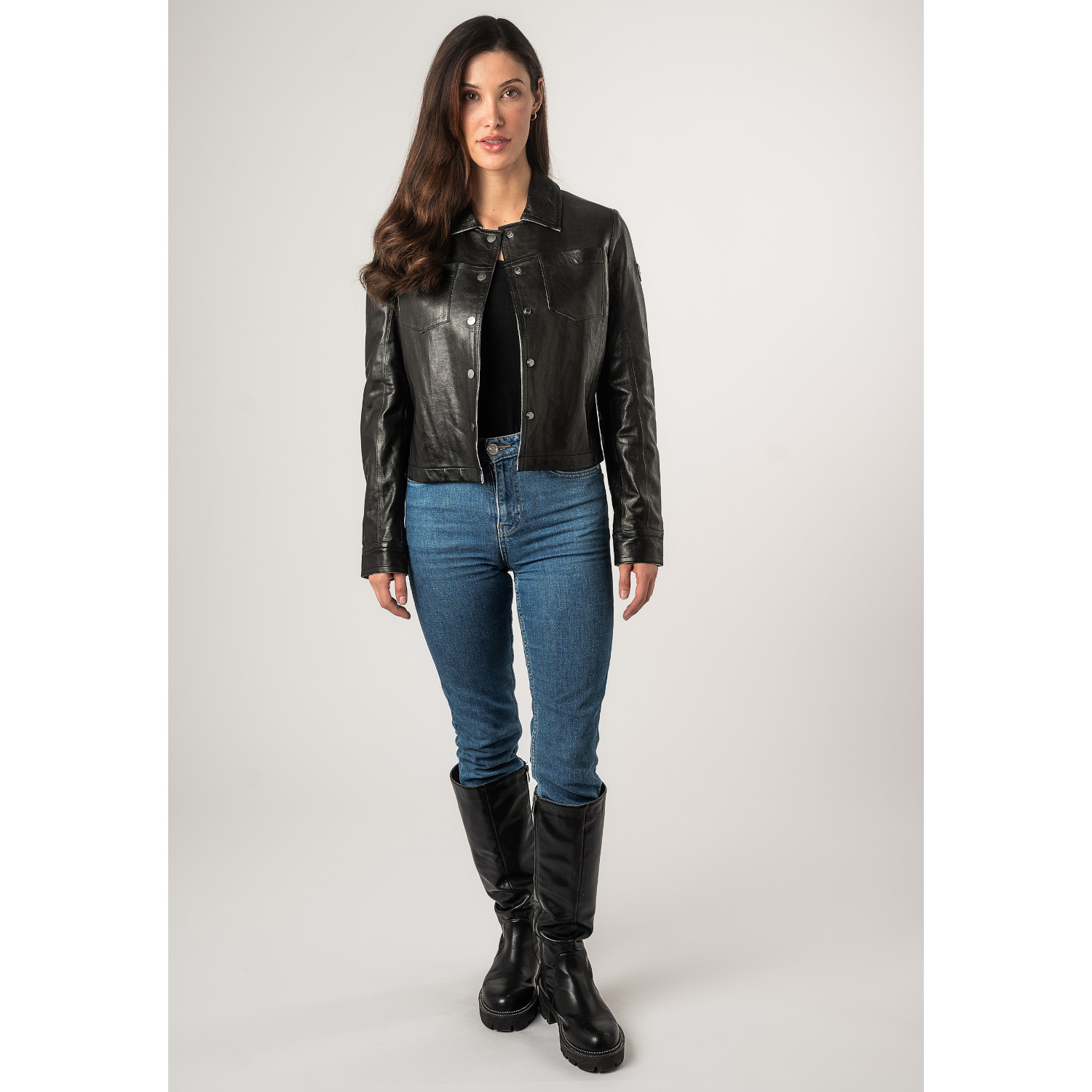 geaca scurta piele dama mauritius mwlefei neagra stil camasa cu capse