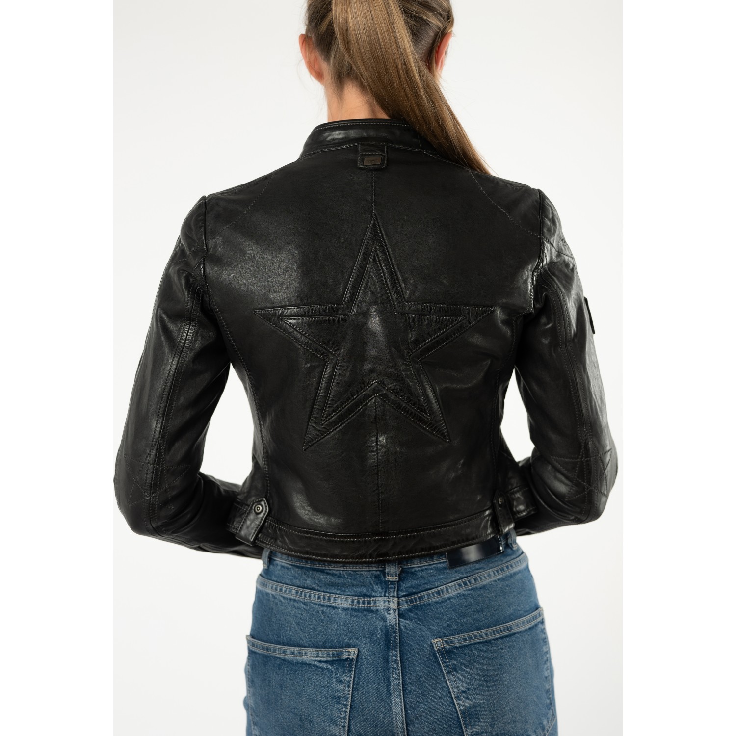 Geacă de Piele Damă Mauritius MWIsadora Neagră Slim Fit cu stea aplicată pe spate