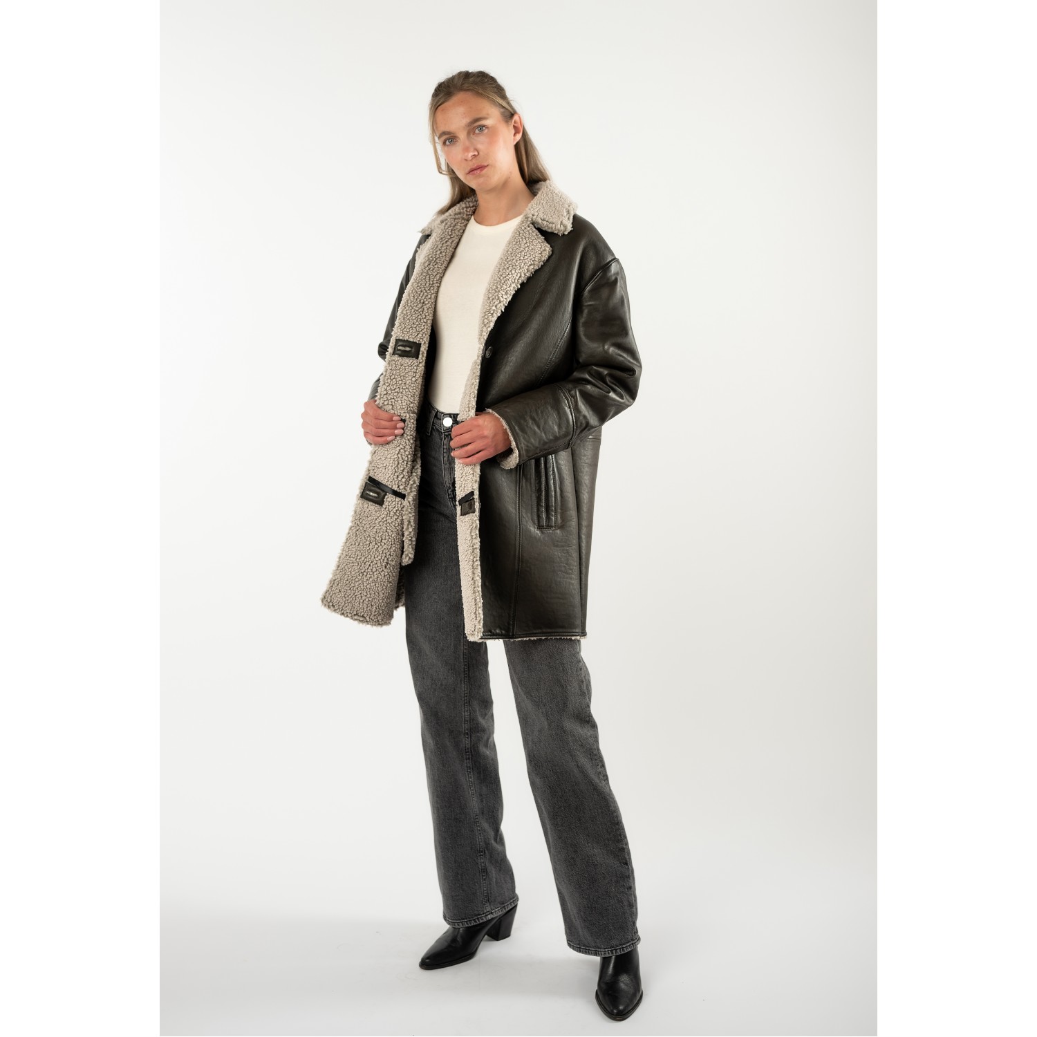 Mauritius MWYuki - Palton de Piele Damă Gri Închis Oversize Palton de Piele Damă Mauritius Gri Închis MWYuki Oversize cu Căptușeală Teddy