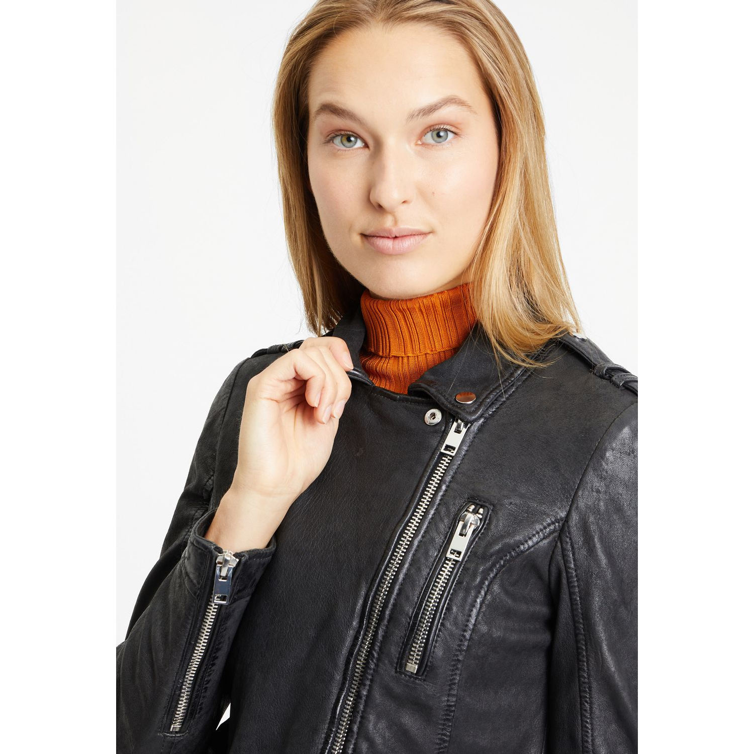 Geaca de Piele Dama Gipsy Neagra G2WKagami – IMBRACAMINTE Geaca de Piele Dama Gipsy Neagra G2WKagami – IMBRACAMINTE
