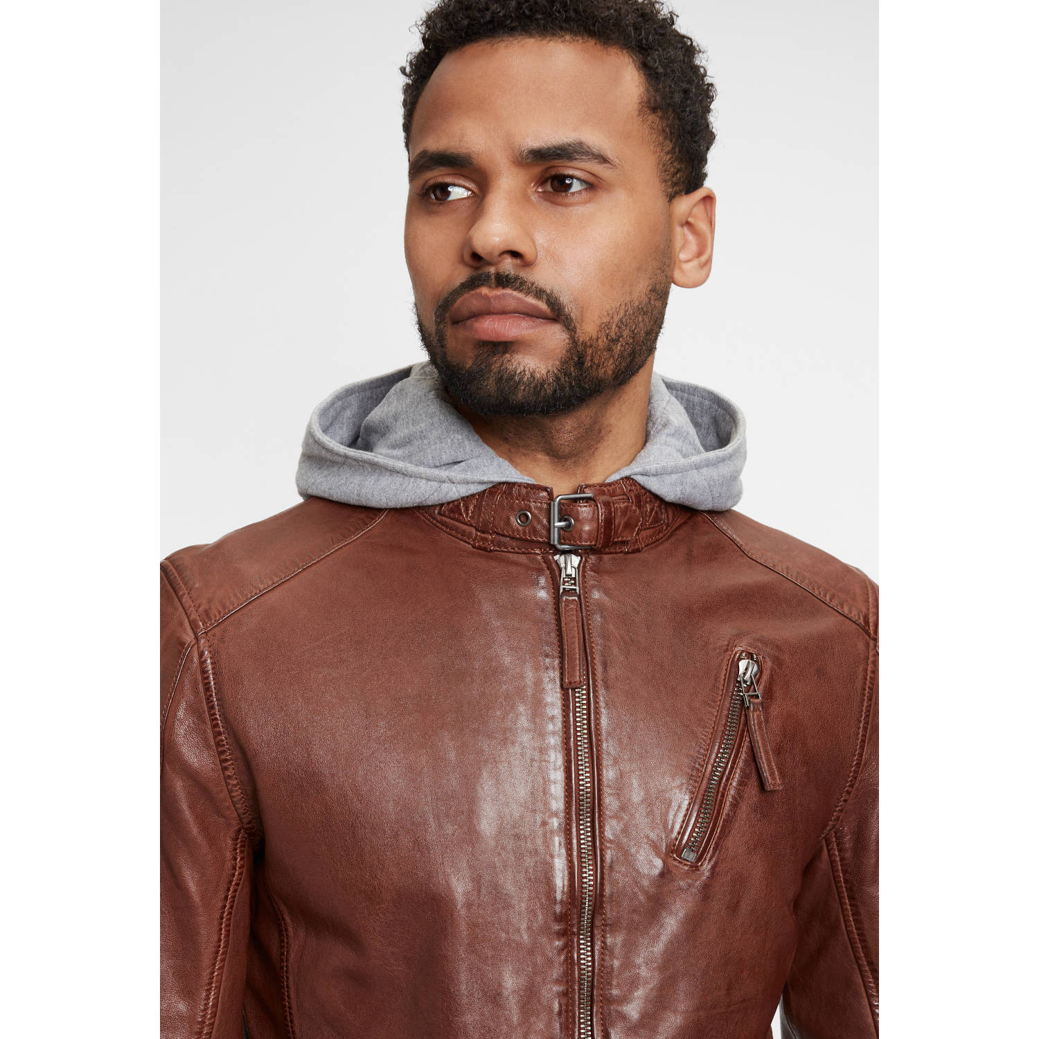 Geaca de Piele Barbati Gipsy Coniac Inchis GMCoopa – IMBRACAMINTE Geaca de Piele Barbati Gipsy Coniac Inchis GMCoopa – IMBRACAMINTE