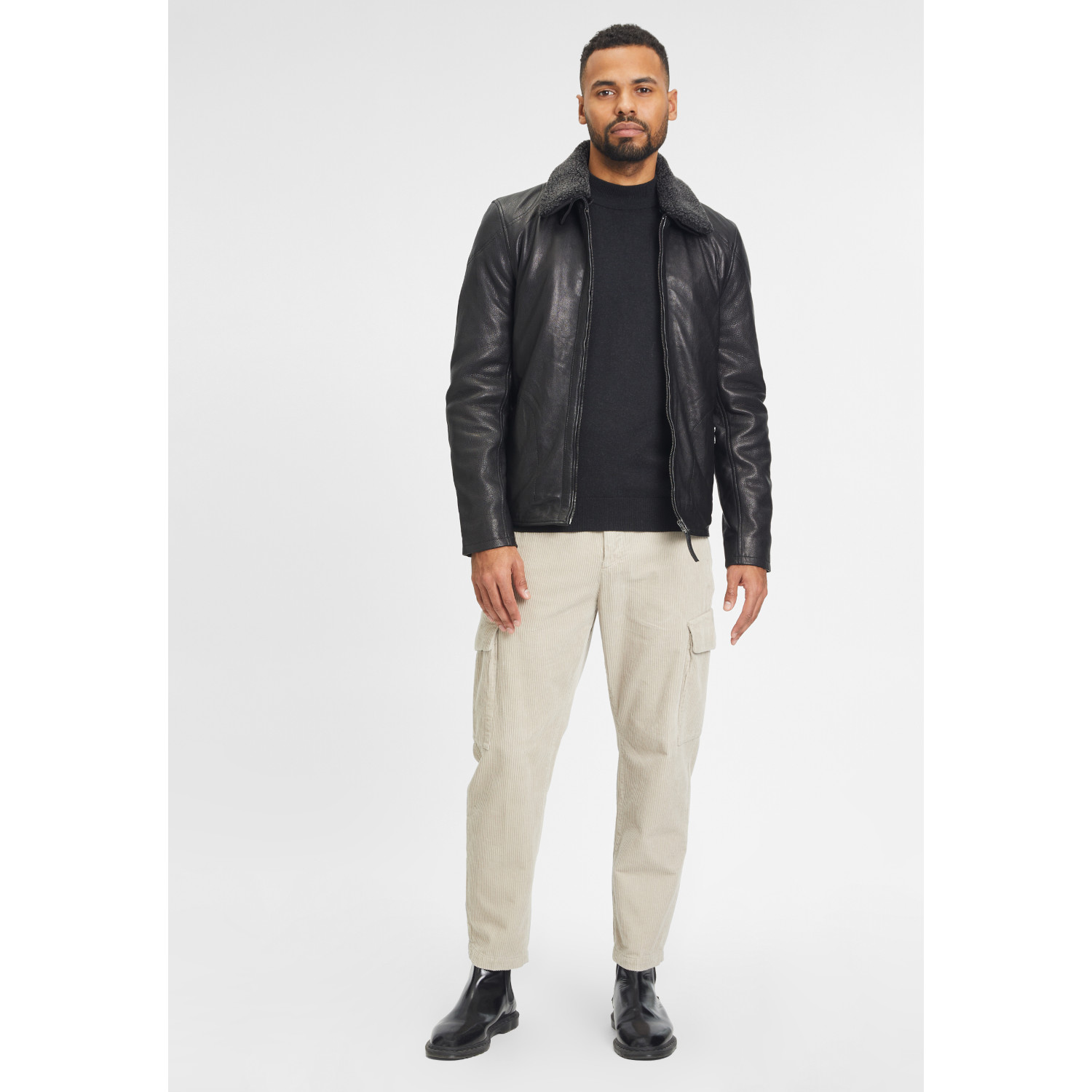 Geaca de Iarna din Piele Barbati Gipsy Neagra GMGrover – IMBRACAMINTE Geaca de Iarna din Piele Barbati Gipsy Neagra GMGrover – IMBRACAMINTE