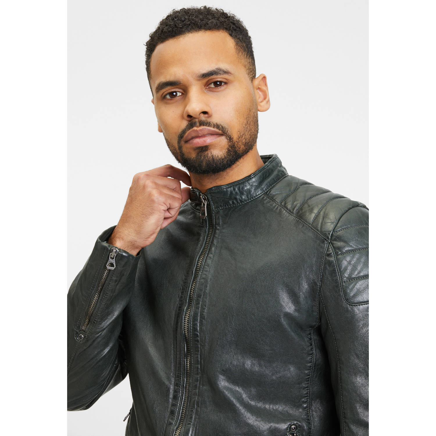 Geaca de Piele Barbati Gipsy Olive Inchis GMRemko LRACV – Black Friday Geaca de Piele Barbati Gipsy Olive Inchis GMRemko LRACV – Black Friday