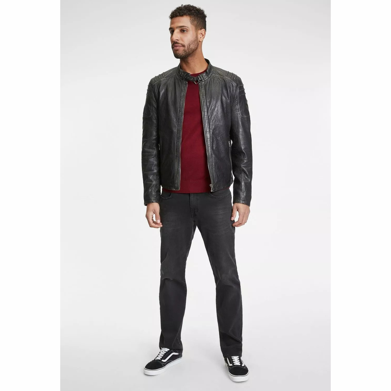 Geaca de Piele Barbati Gipsy Negru Antic GMRosko – Black Friday Geaca de Piele Barbati Gipsy Negru Antic GMRosko – Black Friday