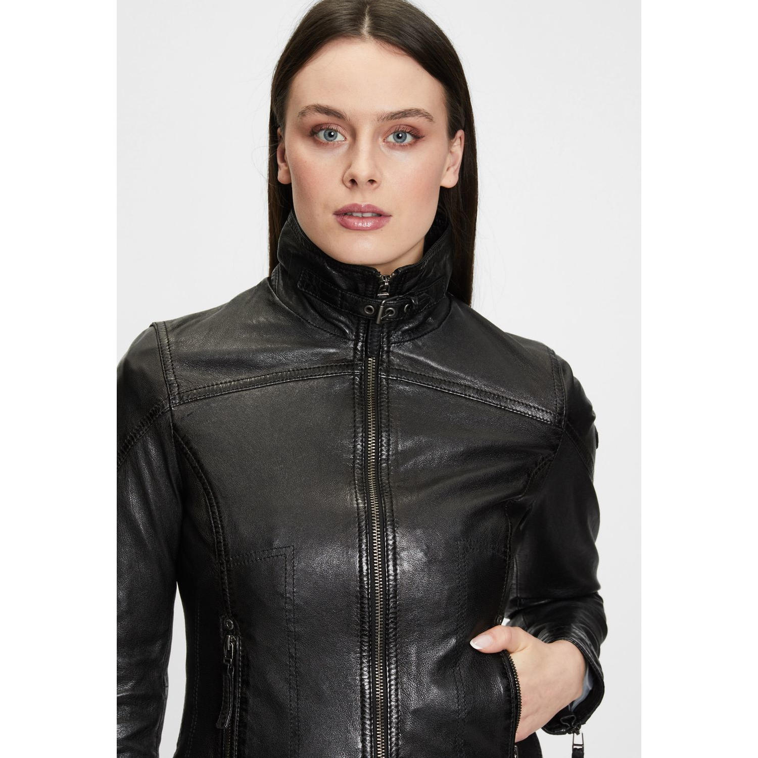 Geaca de Piele Dama Gipsy Neagra GWCardie – IMBRACAMINTE Geaca de Piele Dama Gipsy Neagra GWCardie – IMBRACAMINTE