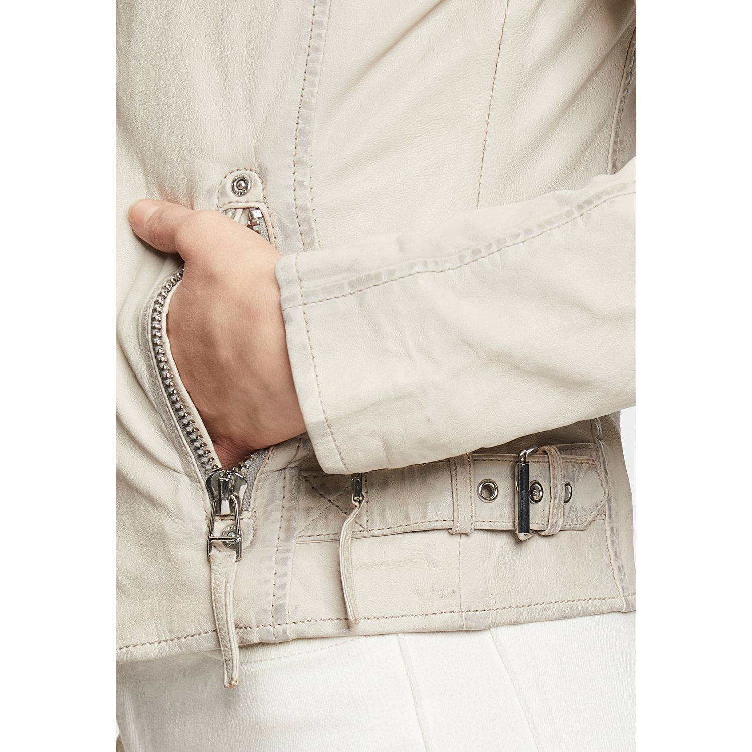 Geaca de Piele Dama Gipsy Alb Murdar GWFinja – IMBRACAMINTE Geaca de Piele Dama Gipsy Alb Murdar GWFinja – IMBRACAMINTE