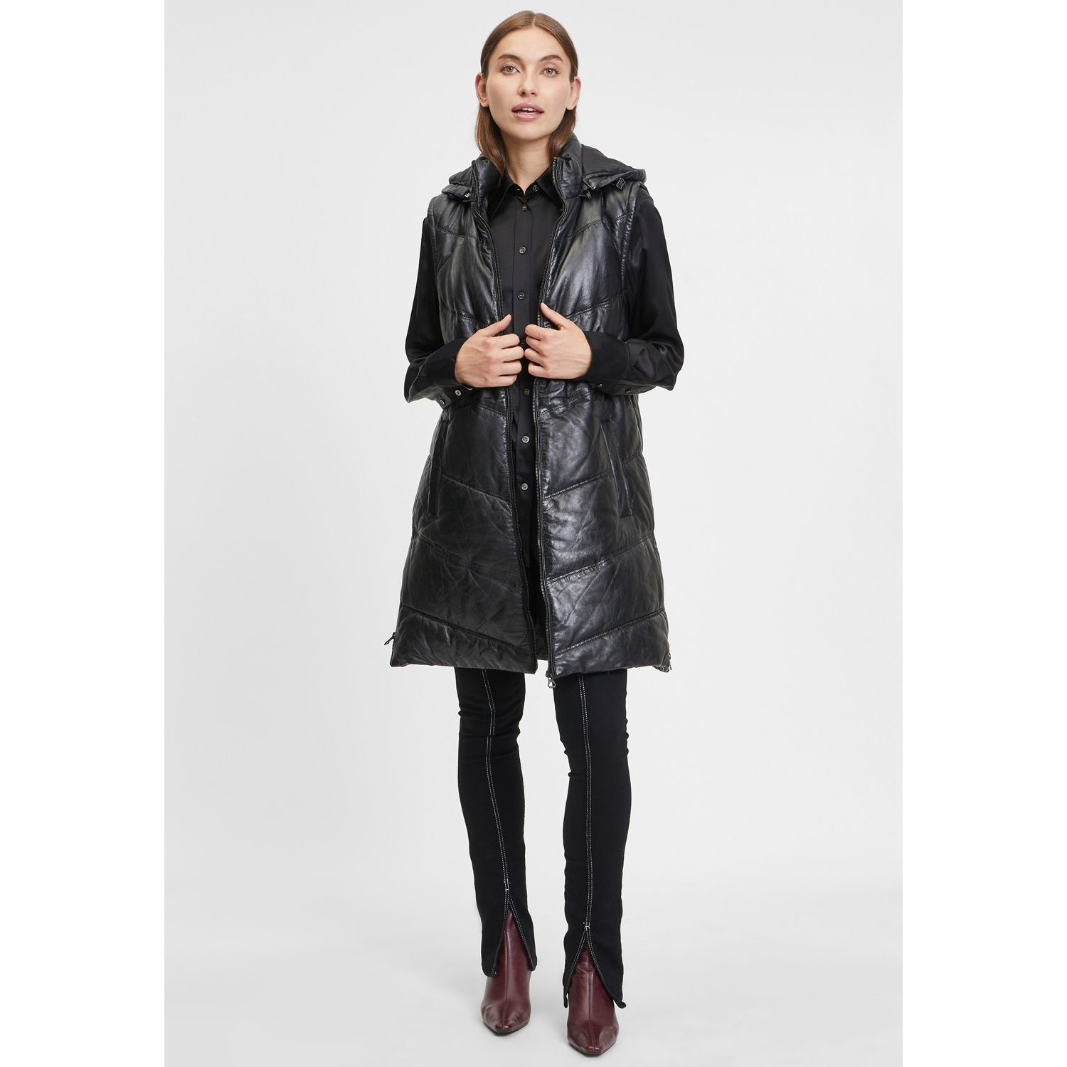Vesta Lunga de Piele Dama Gipsy Neagra GWViki – Black Friday Vesta Lunga de Piele Dama Gipsy Neagra GWViki – Black Friday