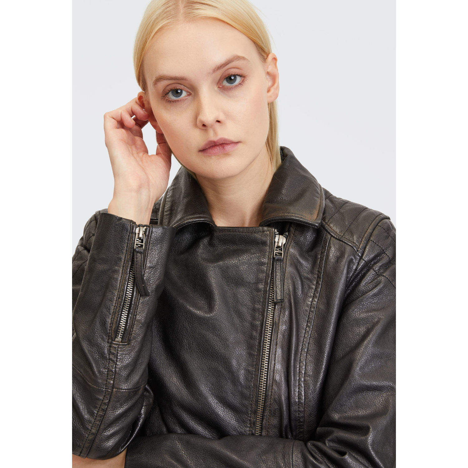 Geaca de Piele Dama Gipsy Negru Vintage Jale – Geci de Piele