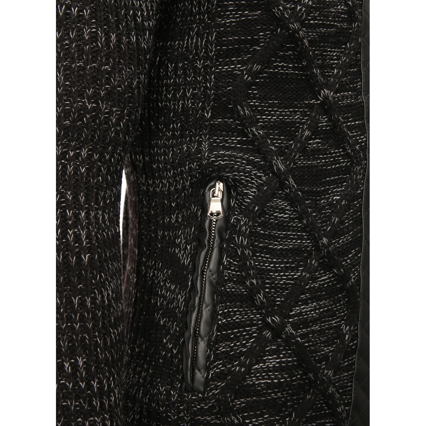 Jacheta-Cardigan Barbati Carisma Neagra 7293 – IMBRACAMINTE Jacheta-Cardigan Barbati Carisma Neagra 7293 – IMBRACAMINTE