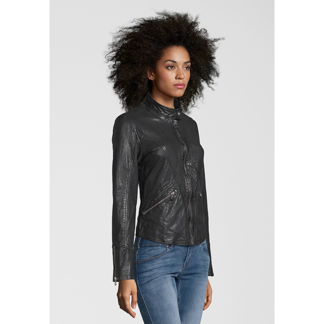 Geaca de Piele Naturala Dama Gipsy Neagra Bona LAOSV – IMBRACAMINTE Geaca de Piele Naturala Dama Gipsy Neagra Bona LAOSV – IMBRACAMINTE