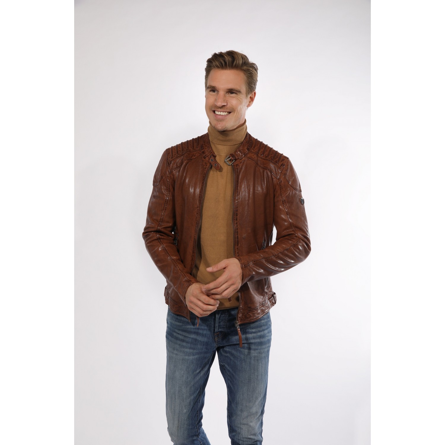 Geaca de Piele Naturala Barbati Gipsy Coniac GBGambler SF LVTW – IMBRACAMINTE Geaca de Piele Naturala Barbati Gipsy Coniac GBGambler SF LVTW – IMBRACAMINTE