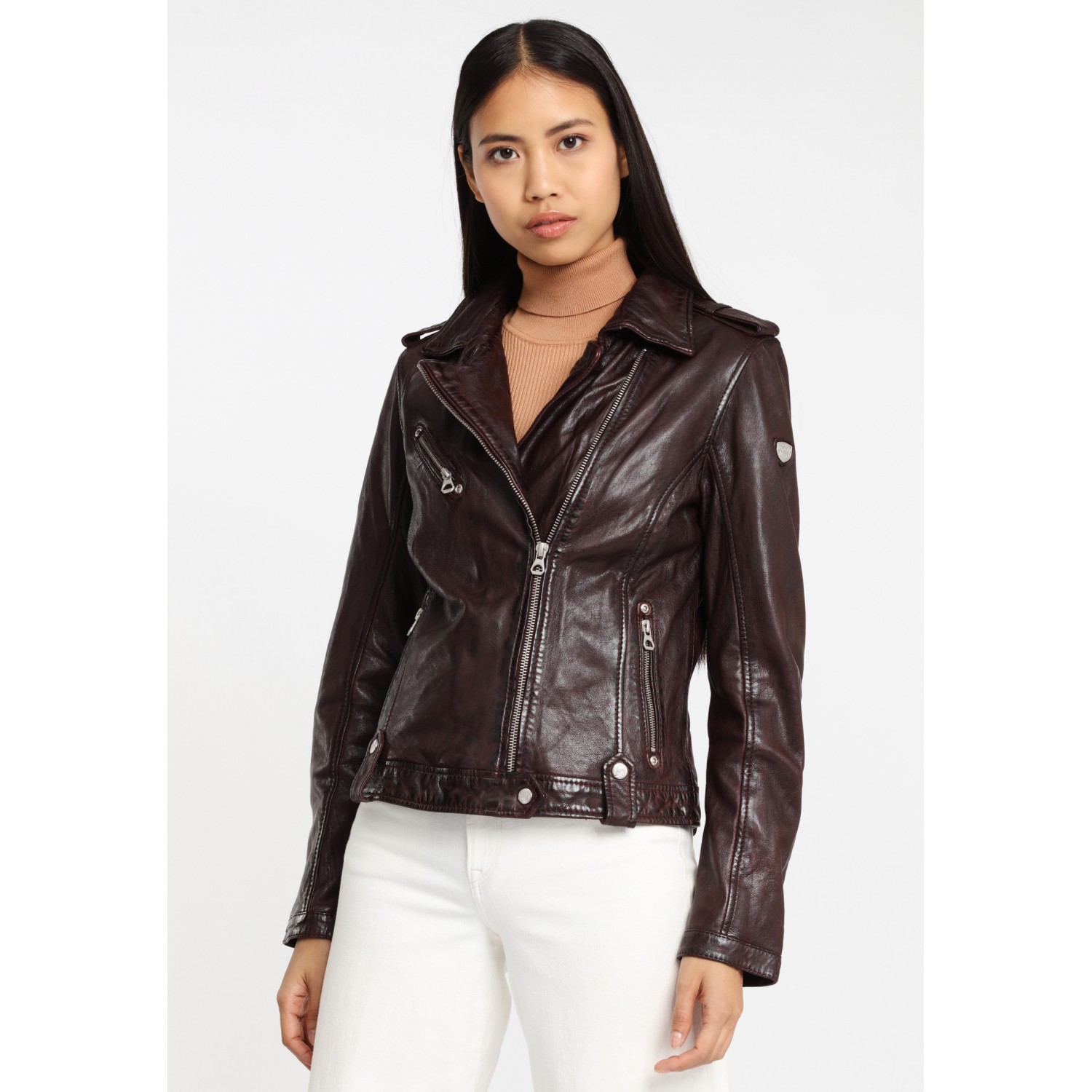 Geaca de Piele Dama Gipsy Visinie GGFamos LAMAXV – IMBRACAMINTE Geaca de Piele Dama Gipsy Visinie GGFamos LAMAXV – IMBRACAMINTE