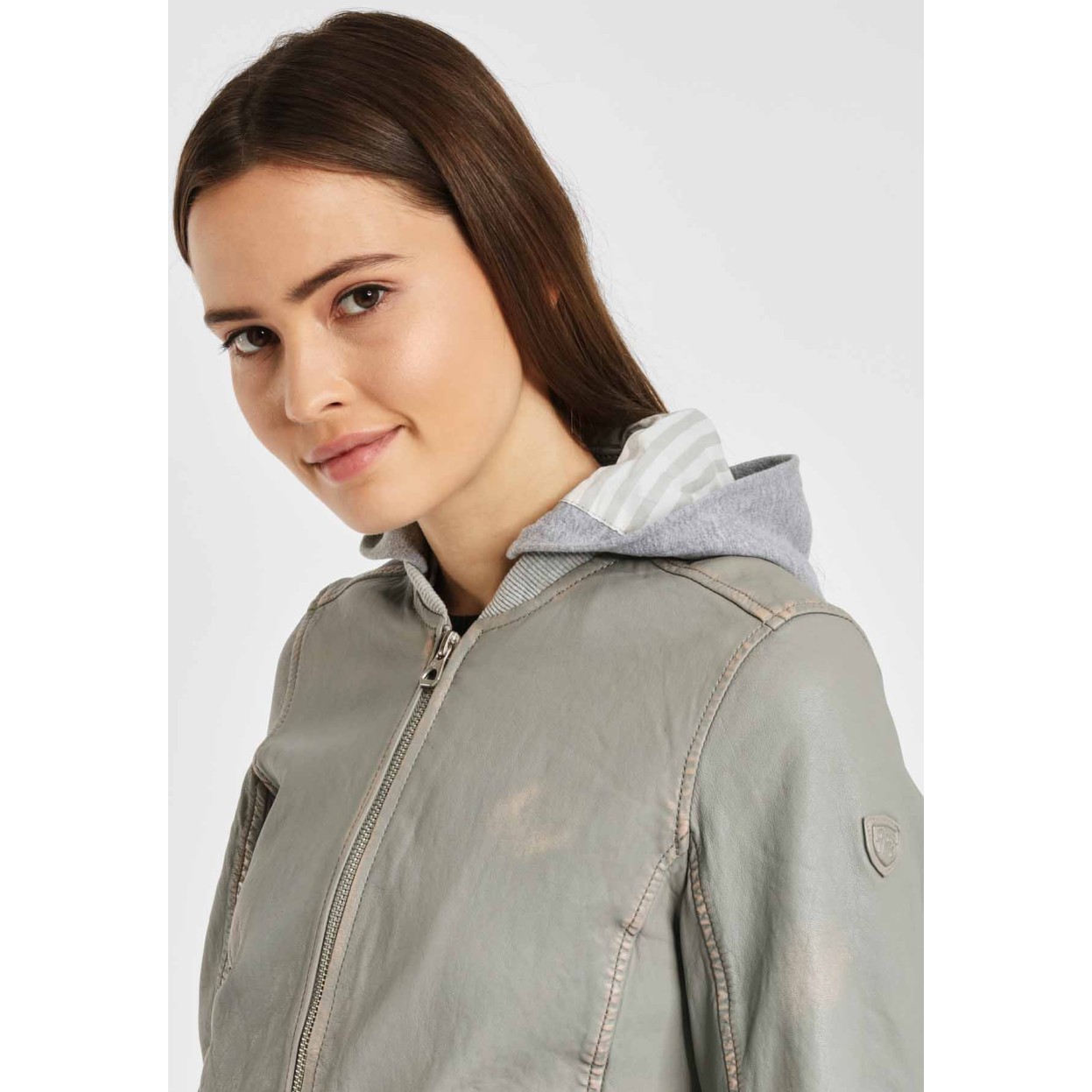 Geaca de Piele Naturala Dama Gipsy Gri GGMoxi LULV – IMBRACAMINTE