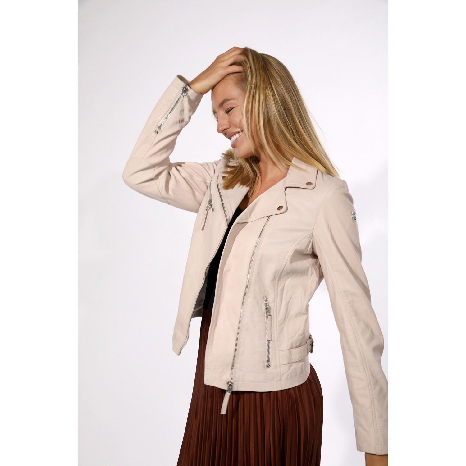 Geaca de Piele Naturala Dama Gipsy Bej GGPasja LNV – IMBRACAMINTE