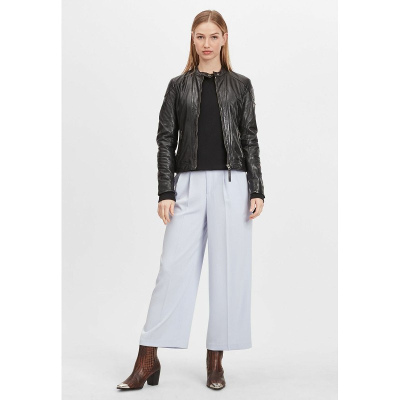 Geaca de Piele Dama Gipsy Neagra GWDanie LAAV – IMBRACAMINTE Geaca de Piele Dama Gipsy Neagra GWDanie LAAV – IMBRACAMINTE